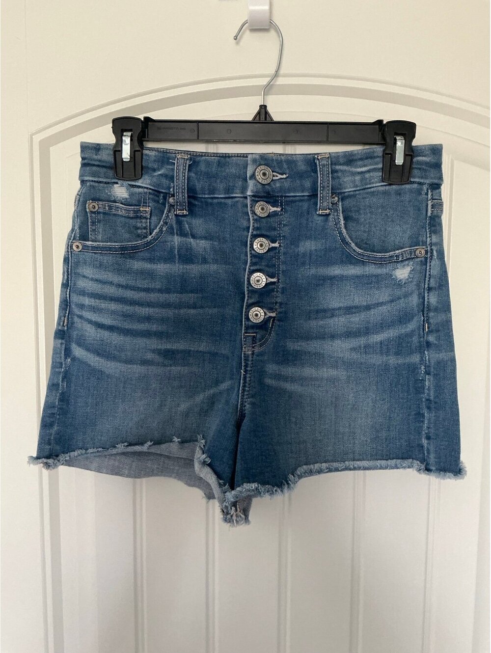 American Eagle Shorts Curvy High Rise Shortie. Next Level Stretch Size 6